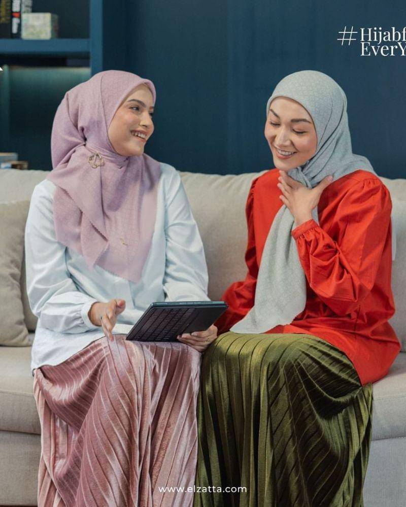 Instagram.com/elzattahijab